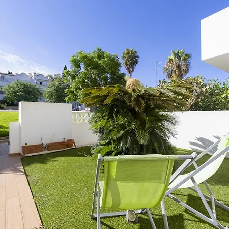 Casa Milagre - A Poucos Kms Da Sra Da Rocha アパート